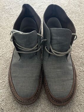 Men's Gray Clark Canvas Chukka Boots - Casual Lace-Up